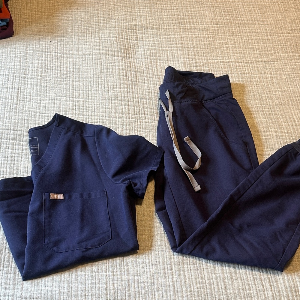 XXS petite Navy  Blue Figs scrubs  Set